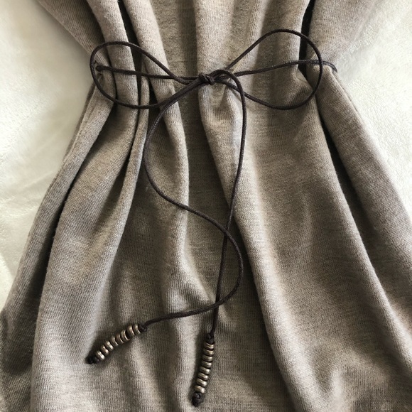 EMU 3/4 length top worn with leggings or jeans - Picture 5 of 7